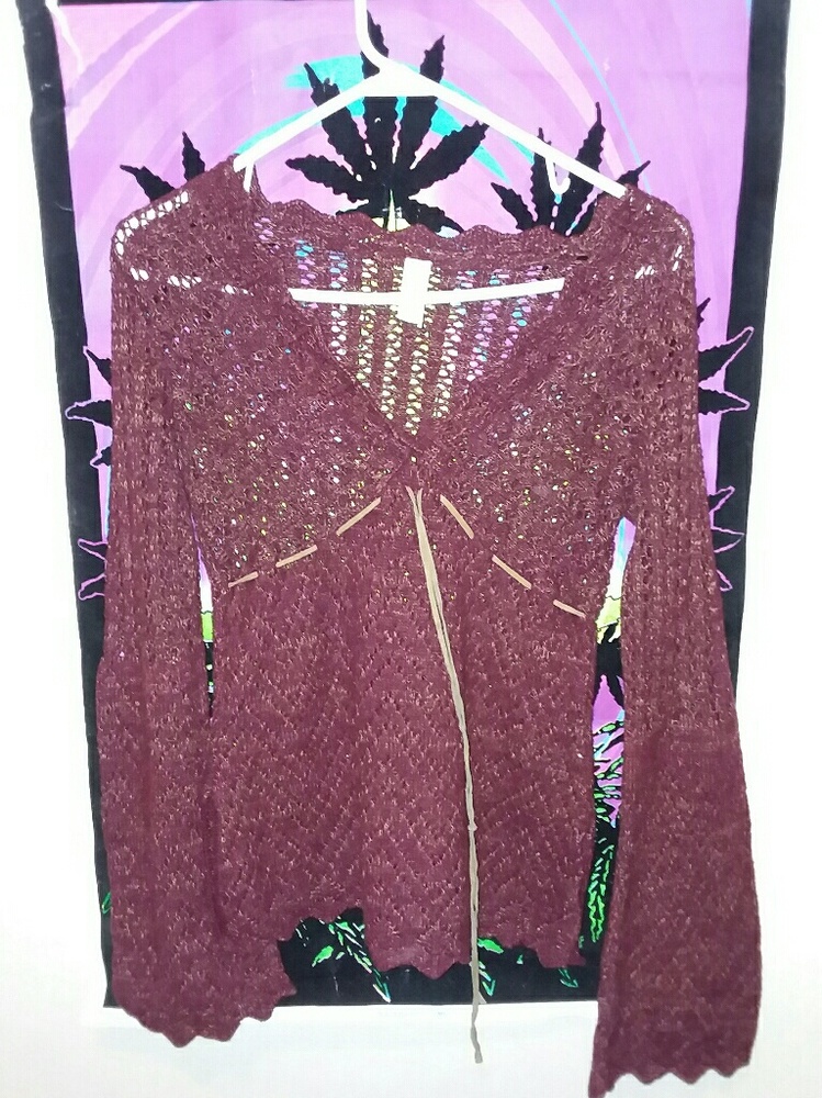 Cute maroon long sleeve